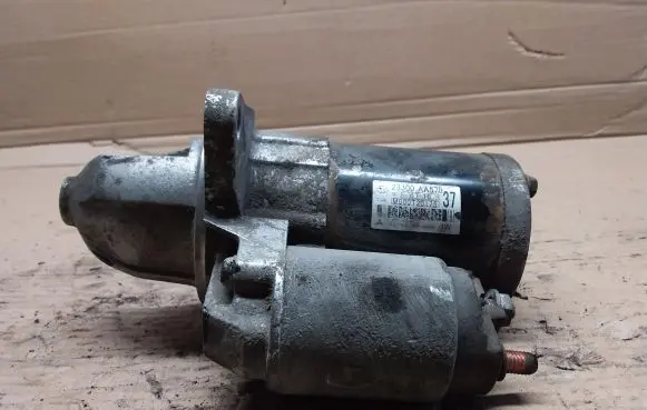 Subaru Outback Starter motor 23300AA570