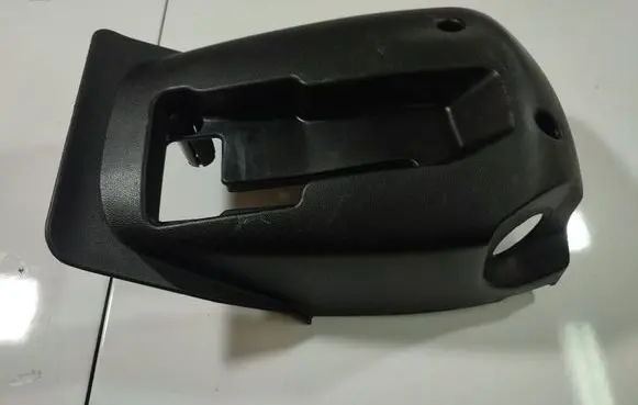 Mazda 5 Steering wheel column trim