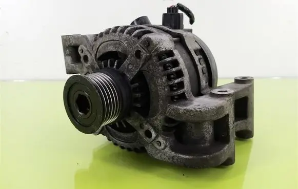 Ford C-MAX I Generator/alternator 3M5T10300VD