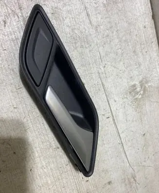 Audi A3 S3 8V Front door interior handle 8V3837020