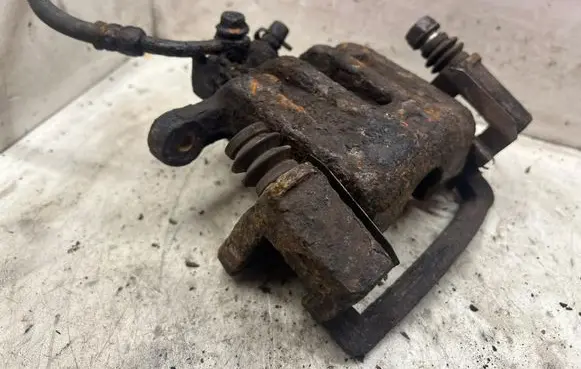 Opel Antara Rear brake caliper 86412030