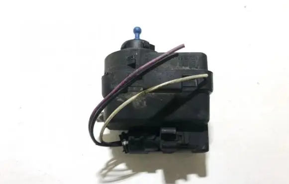 Renault Espace III Headlight level adjustment motor 