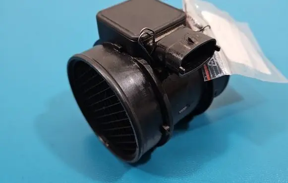 Opel Astra H Mass air flow meter 5WK9606 IMPRK1540359