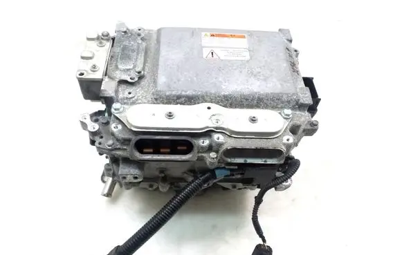 Lexus IS III XE30 Voltage converter inverter G920030132