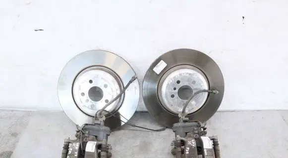 BMW X7 G07 Brake discs and calipers set 6896673 6896674 6891767