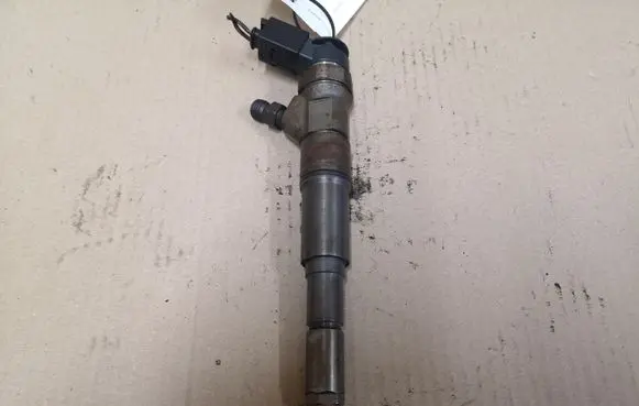 BMW 5 E60 E61 Fuel injector 0986435084 7789661
