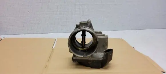 Volkswagen Caddy Throttle valve 03G128063Q A2C53380146