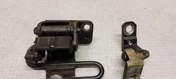 Volkswagen Polo IV 9N3 Rear door hinge set 