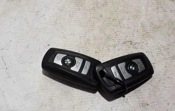 Ignition key/card