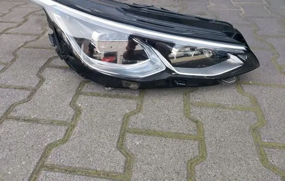 Volkswagen Golf VIII Headlights/headlamps set 5H0941060