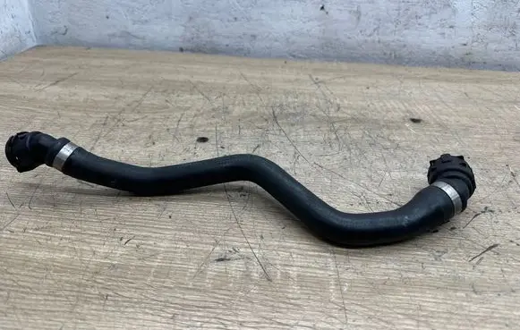 BMW 3 F30 F35 F31 Engine coolant pipe/hose 7596841