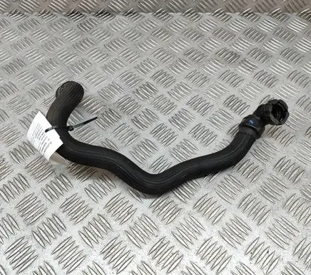 Peugeot 3008 II Engine coolant pipe/hose 9822382180