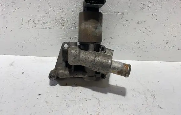 Opel Corsa C EGR valve 9157671