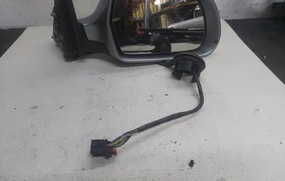 Audi A6 S6 C6 4F Front door electric wing mirror E1021000