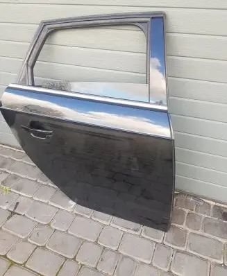 Audi A3 S3 8V Rear door