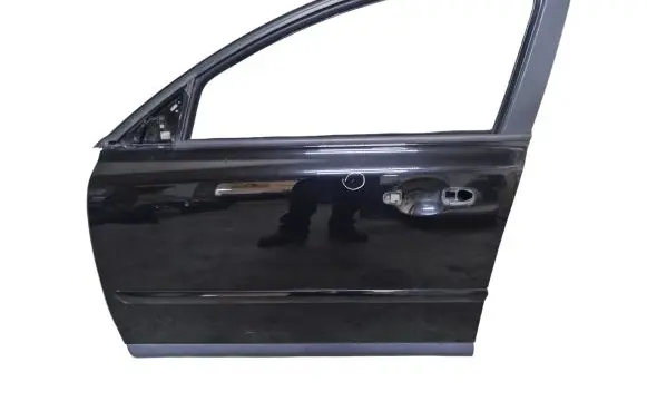 Volvo V50 Front door