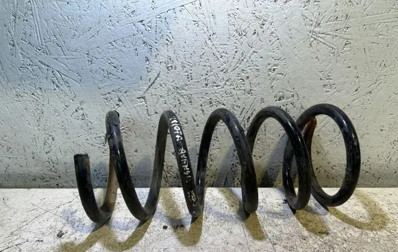 Toyota Avensis Verso Rear coil spring