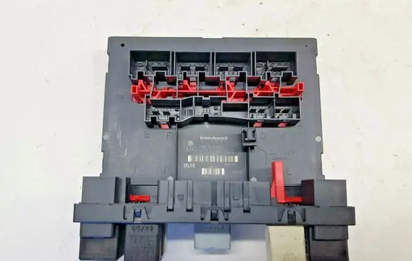 Volkswagen PASSAT B6 Comfort/convenience module 3C0937049H nr2261