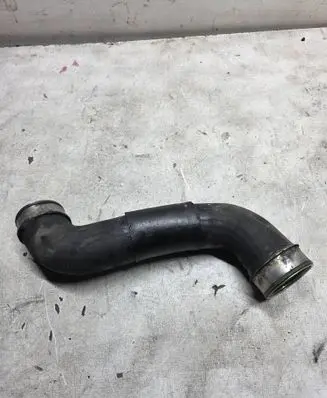 Mercedes-Benz E W211 Intercooler hose/pipe S4169