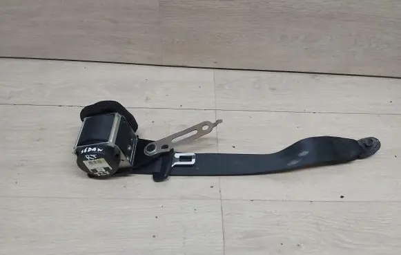 Toyota Avensis T270 Set of seat belts T27PASRTSEDAN