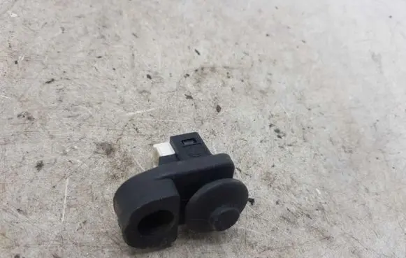 Subaru Legacy Front door sensor coupe NOCODE
