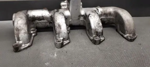 Mitsubishi Pajero Intake manifold