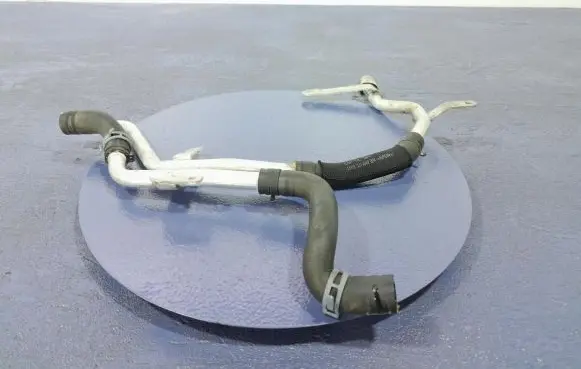 Audi Q7 4M Engine coolant pipe/hose 4M0121485CB