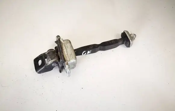 Skoda Octavia Mk2 (1Z) Rear door check strap stopper 