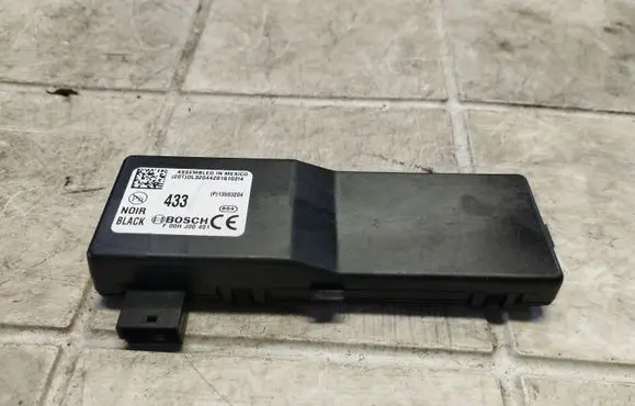 Opel Insignia A Door central lock control unit/module 13503204 F00HJ00491