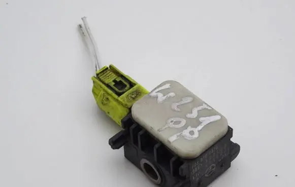 Mercedes-Benz R W251 Airbag deployment crash/impact sensor 0038202926