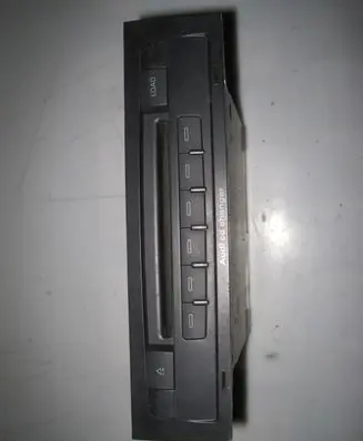 Audi Q7 4L CD/DVD changer 4L0910110B