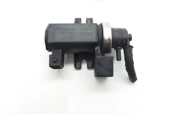BMW 1 E81 E87 Turbo solenoid valve 2247906