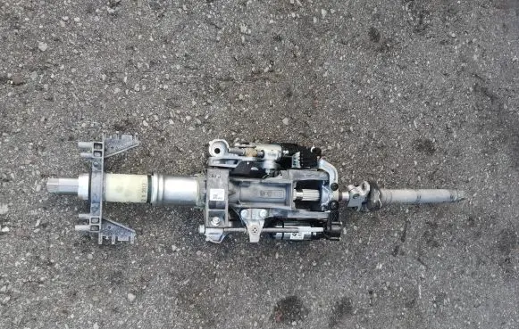 BMW 7 F01 F02 F03 F04 Steering wheel axle P10768701 1056004K