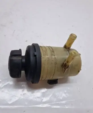 Hyundai Santa Fe Power steering fluid tank/reservoir