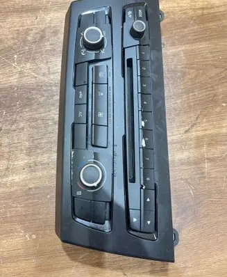 BMW 1 F20 F21 Climate control unit 
