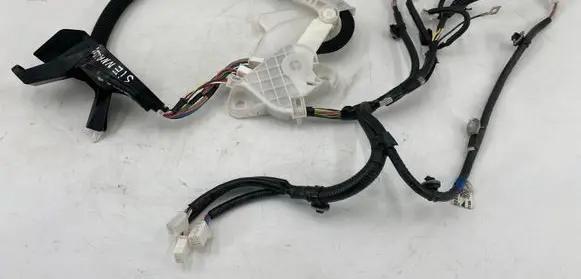 Toyota Sienna XL40 IV Rear door wiring loom 8215308270