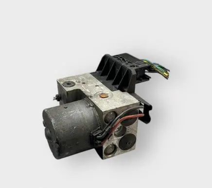 Audi A6 S6 C5 4B ABS Pump 8E0614111T