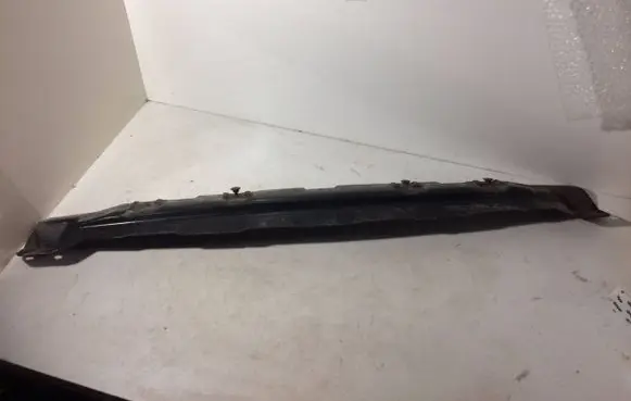 Porsche Cayenne (9PA) Bottom radiator support slam panel 7L0805551A