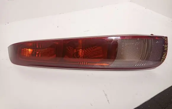 Nissan X-Trail T30 Rear/tail lights 26559EQ00A 26559EQ00B