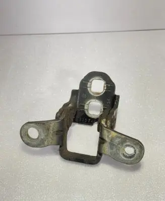 Rear door upper hinge