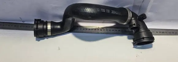BMW X5 E53 Engine coolant pipe/hose 11537500733