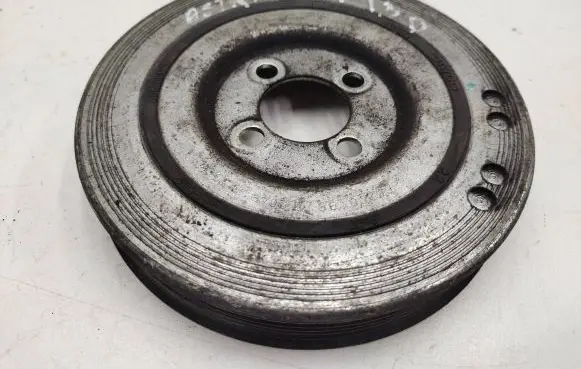 Opel Astra J Crankshaft pulley
