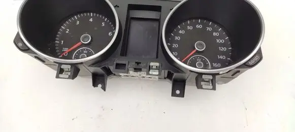 Volkswagen Golf VI Speedometer (instrument cluster) 5K0920960H