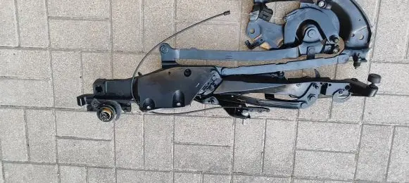 Volkswagen Eos Convertible roof hinge 1Q0825349C
