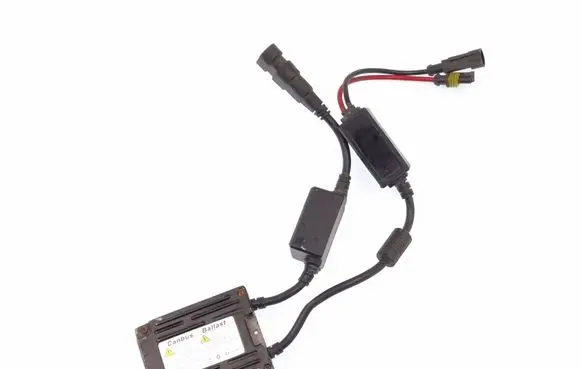 Volkswagen PASSAT B6 Headlight ballast module Xenon 10R023769 E1310R023769