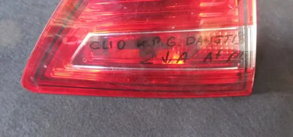 Renault Clio IV Tailgate rear/tail lights 265552424R 18012014 4570B
