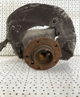 BMW 5 E60 E61 Front wheel hub spindle knuckle 6760954R