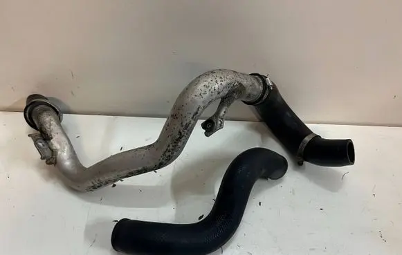 Honda FR-V Intercooler hose/pipe