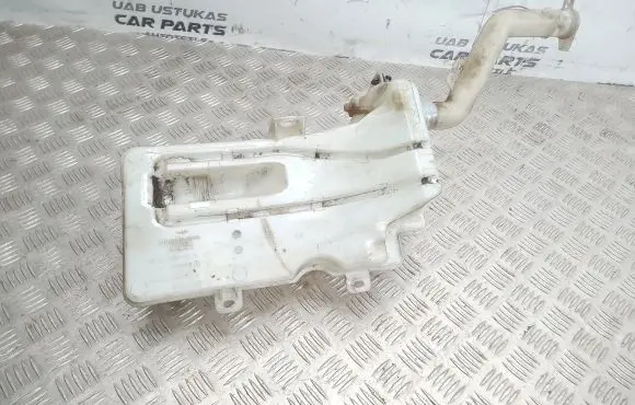 Mitsubishi Colt Windshield washer fluid reservoir/tank MN105383