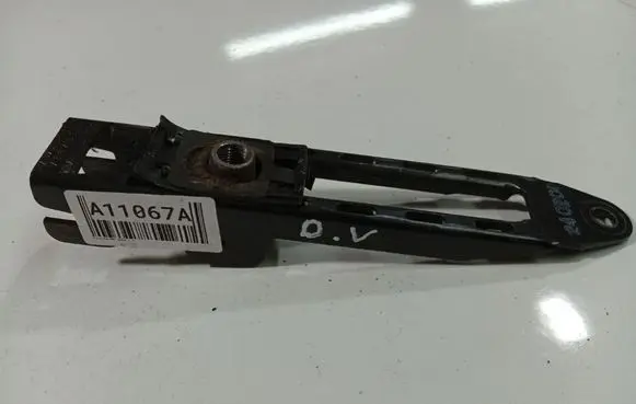 Ford Galaxy Seat belt adjustment rail 